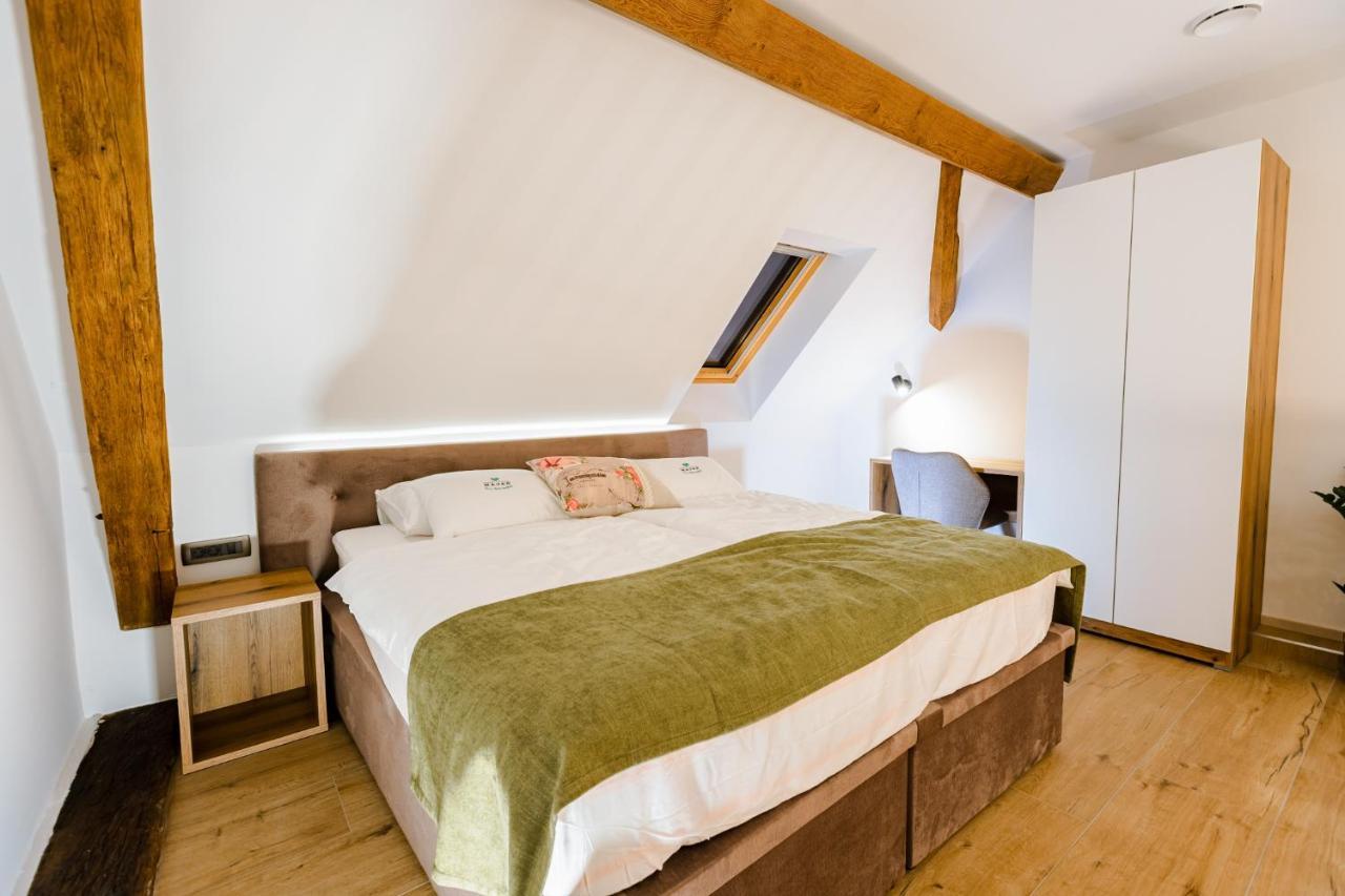 Resort Village Majer Gradac Eksteriør billede