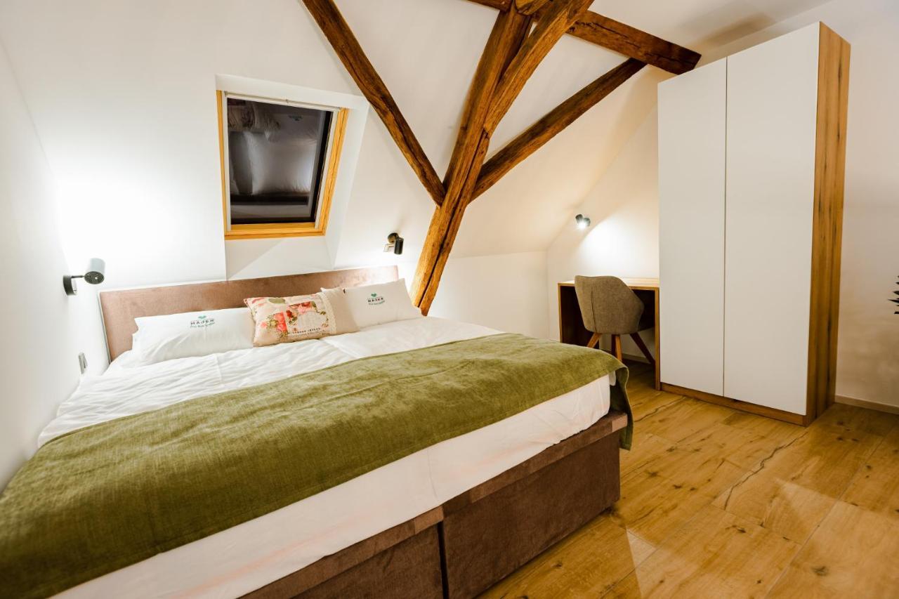 Resort Village Majer Gradac Eksteriør billede